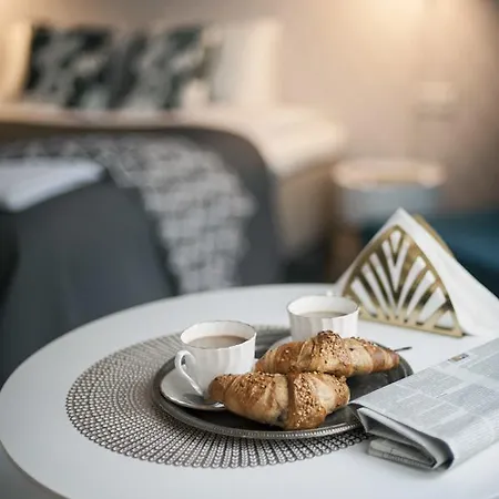Very Berry - Chełmońskiego 20 - Deluxe Apartments, Check In 24h * Poznań