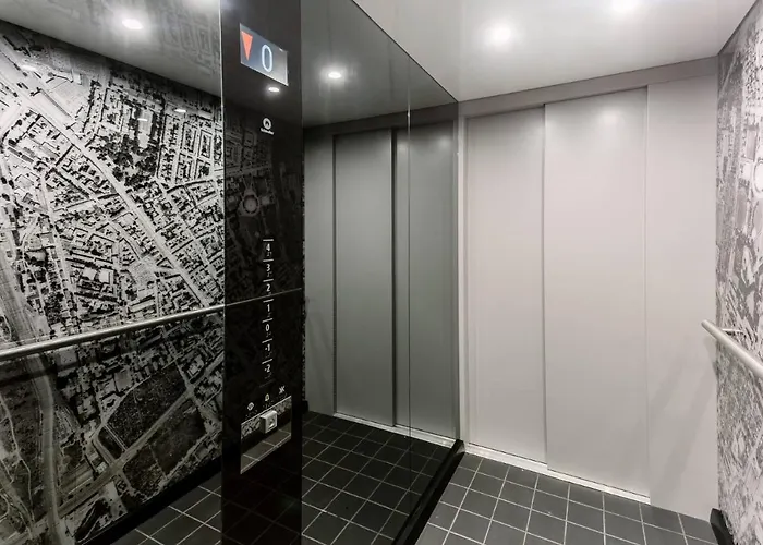 Very Berry Apartment *